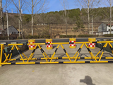 Safety facilities at the entrance of kindergartens, schools, gas stations, anti-horse moving guardrails, roadblocks, and steel anti-collision guardrails
