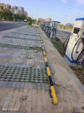 The manufacturer supplies powerful U-shaped anti-collision steel guardrails for parking Spaces and car limiters